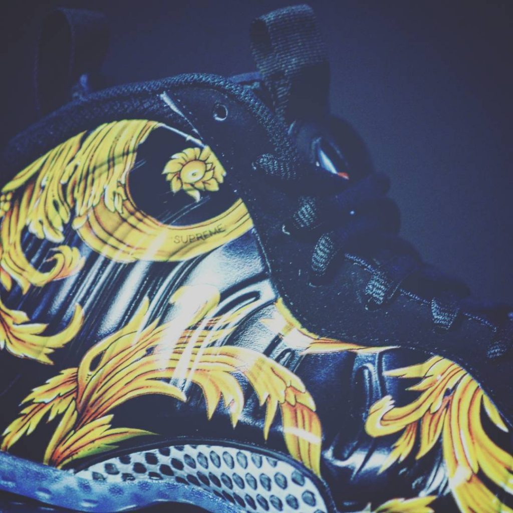 Supreme AIR FOAMPOSITE ONE